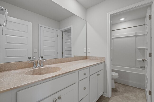 Building Photo - 135 Empyrean Cir