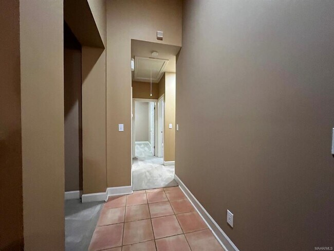 Building Photo - 8839 Sturbridge Dr