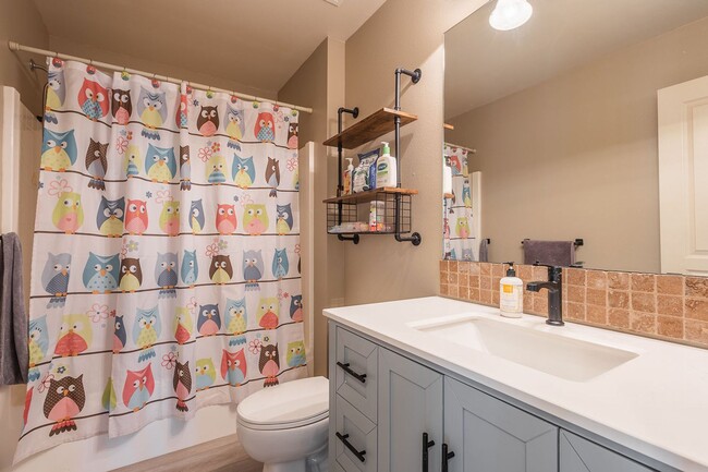 Building Photo - Stunningly Upgraded 4-Bedroom Home in Prime Eagle Location