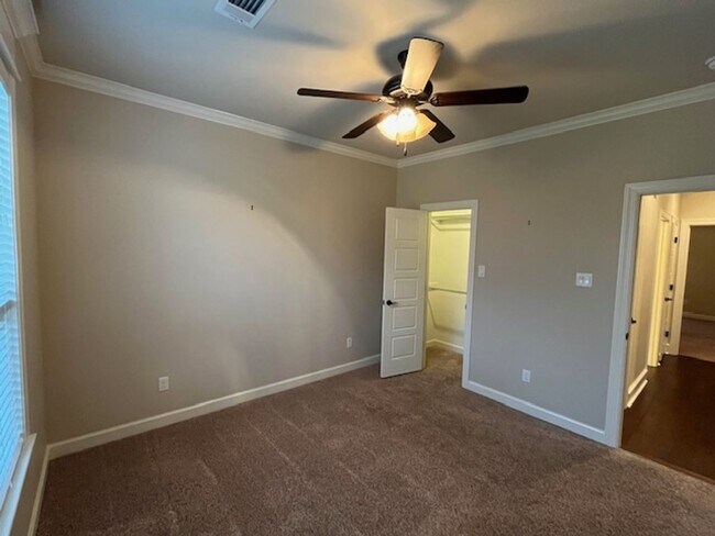 Building Photo - Beautiful 3/2 Brick Home Millers Glen Subdivision of Sherwood, Arkansas