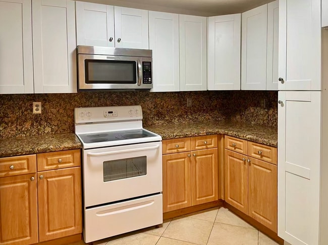 Building Photo - 8851 NW 119th St