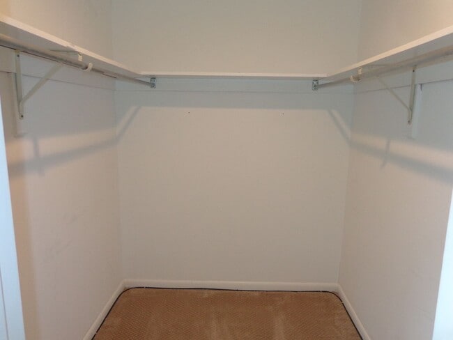 Building Photo - Shadowlawn - Shadow Cove Condominiums