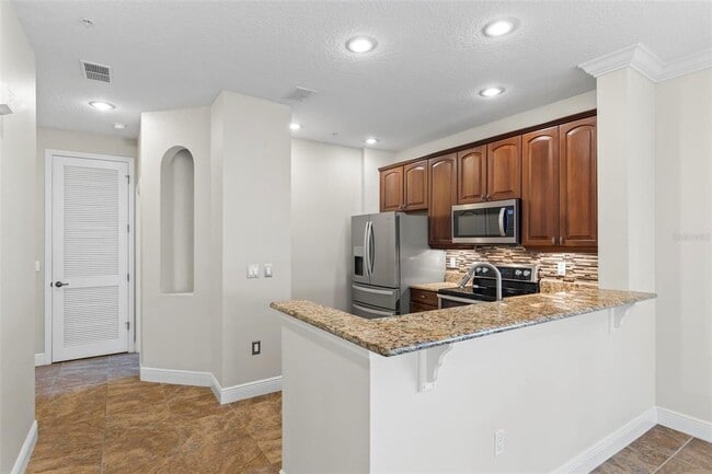 Building Photo - 45 Riverview Bend S