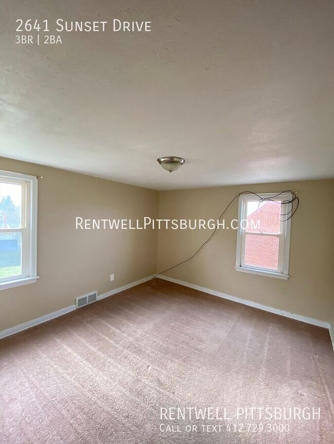 Building Photo - 3 Bedroom Home in West Mifflin