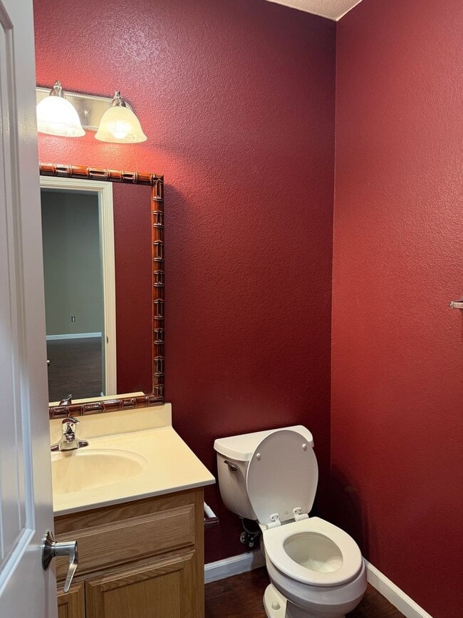 Building Photo - 4032 Vittoria Ln