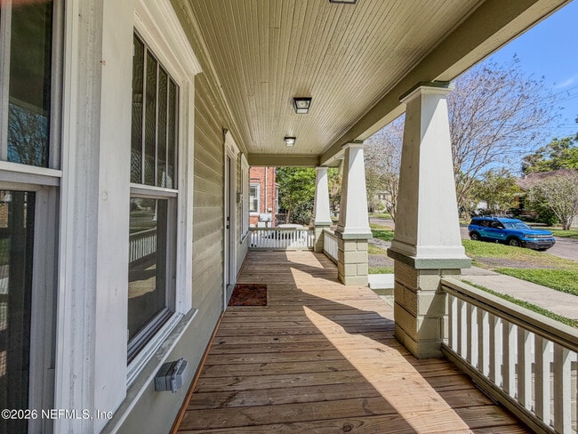 Building Photo - 2589 Post St