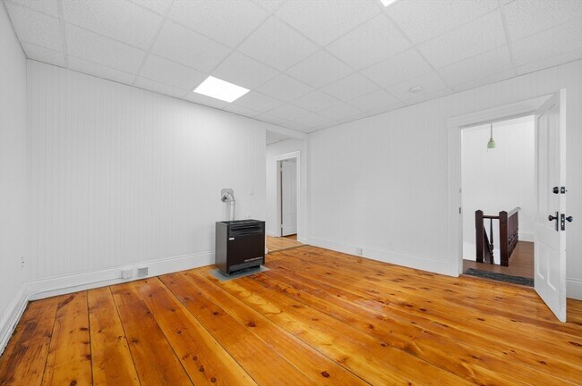 Building Photo - 75 Gage St