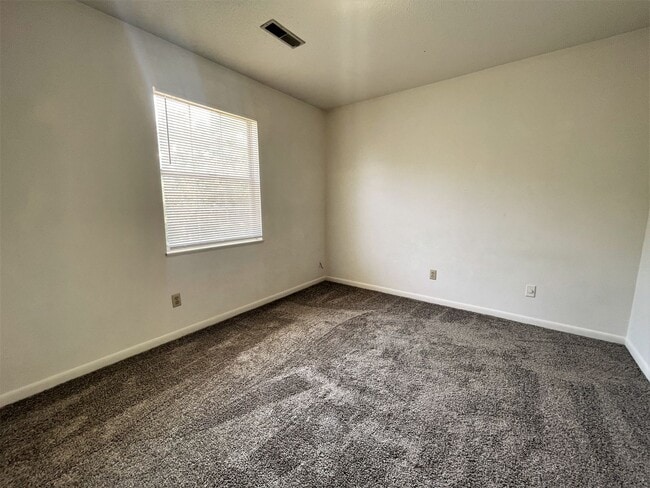 Building Photo - Lovely Home for rent in West Knoxville!