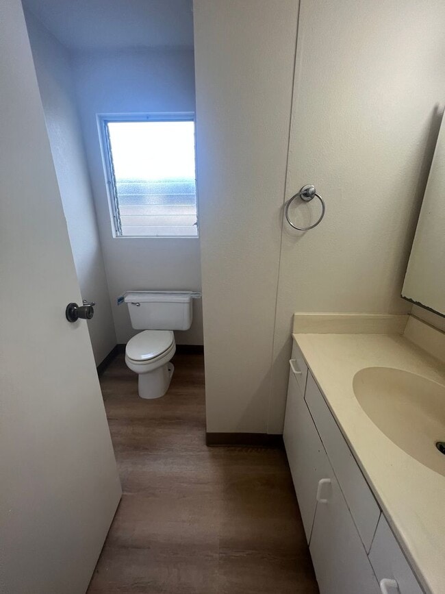 Building Photo - o7518hr