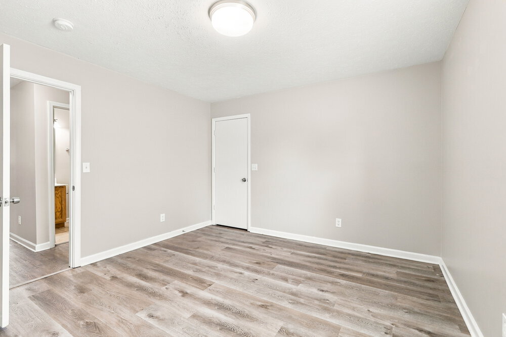 Building Photo - 1295 Spring Lake Dr