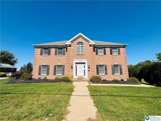 Primary Photo - 203 E Emmaus Ave