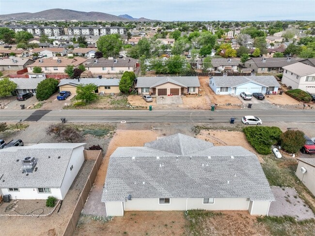 Building Photo - 3123 N Truwood Dr