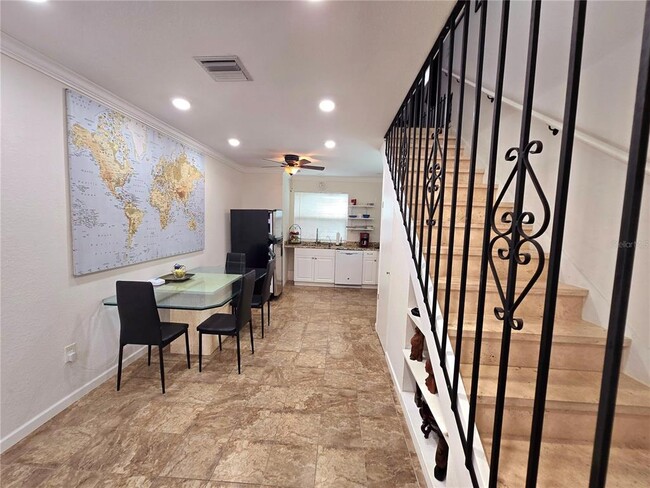Building Photo - 690 Percheron Cir
