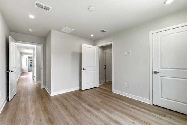Building Photo - 2748 Rowyn St