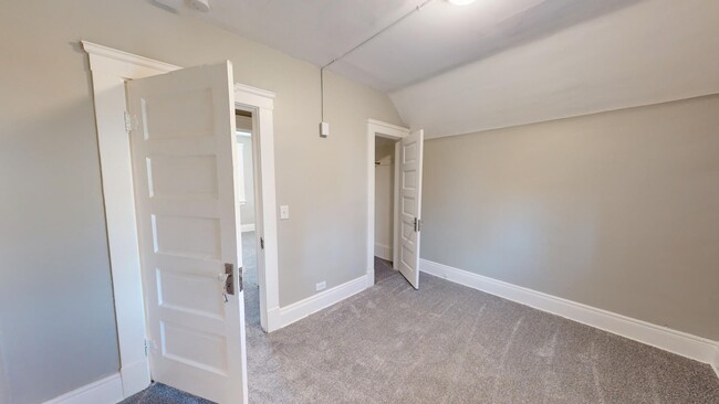 Building Photo - LEASE TO OWN your home! - 3 Bed / 1 Bath i...