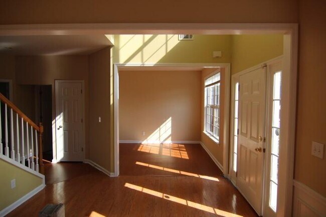 Building Photo - 8365 Grenadier Trail