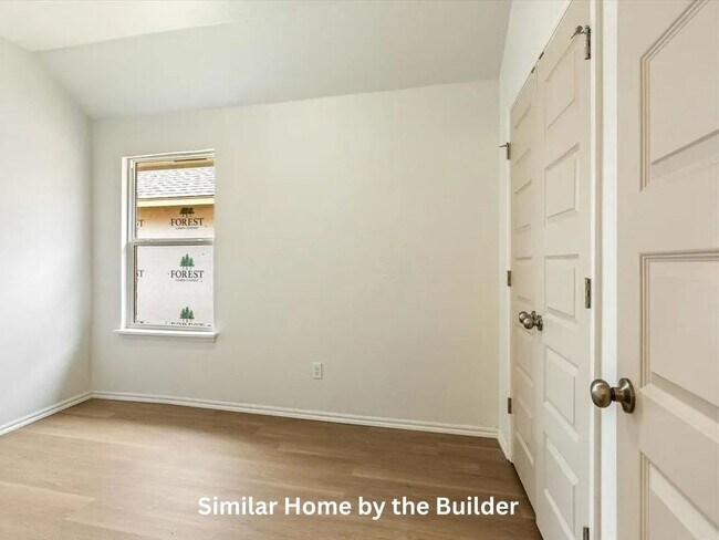 Building Photo - Cozy 2-Bed Duplex in Lawton - Move-In Ready