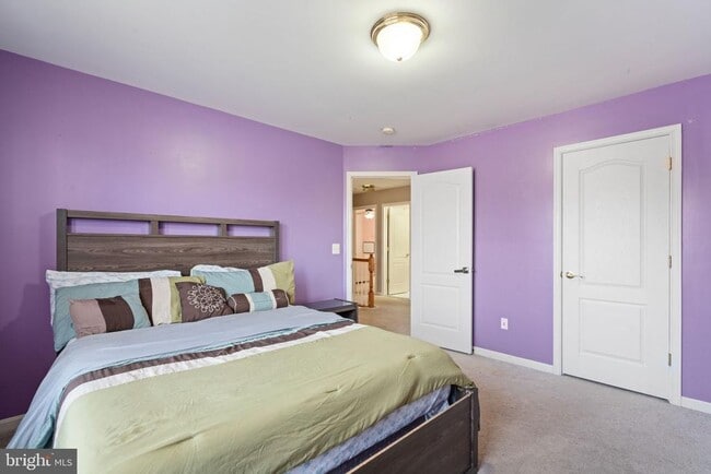 Building Photo - 523 Windermere Drive