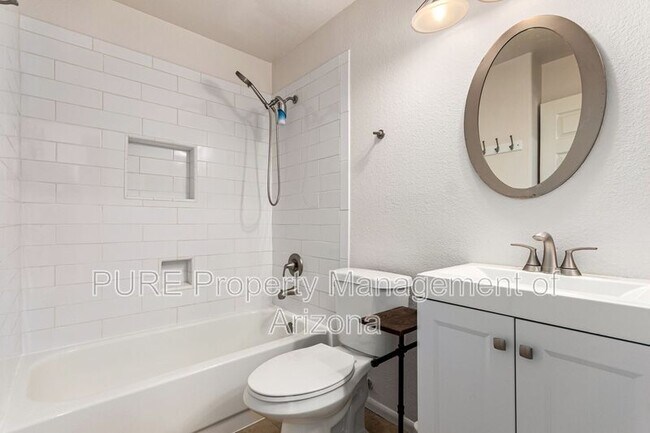 Building Photo - 11333 N 92nd St