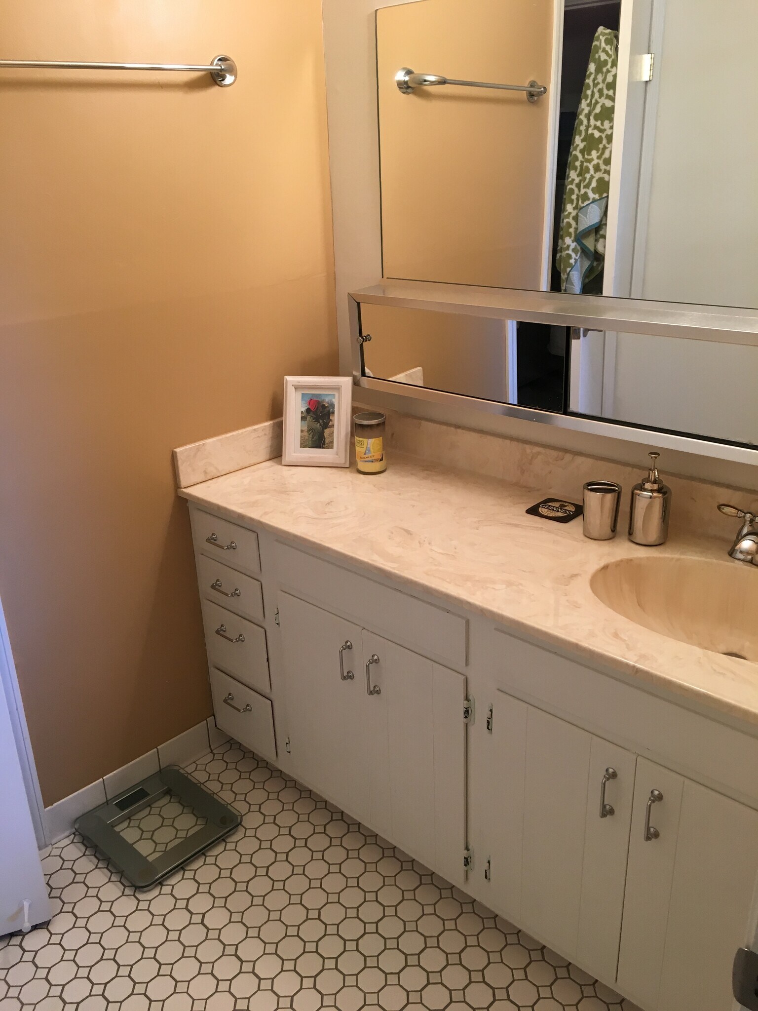 Building Photo - 108 Burwash Ave