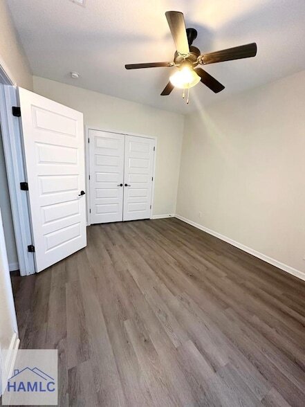 Building Photo - 60 Creekside Dr N West