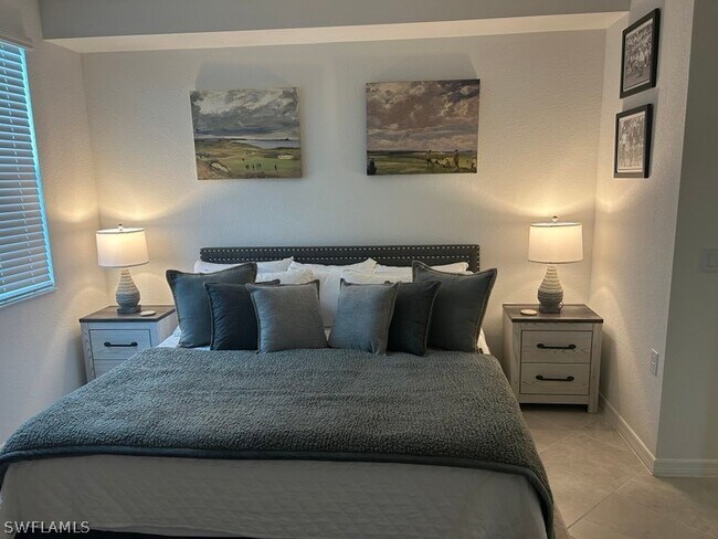 Building Photo - 15375 Grn Acrs Ave