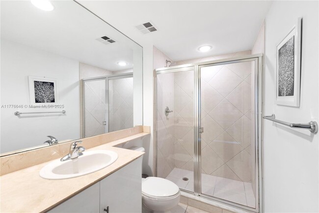 Building Photo - 335 S Biscayne Blvd