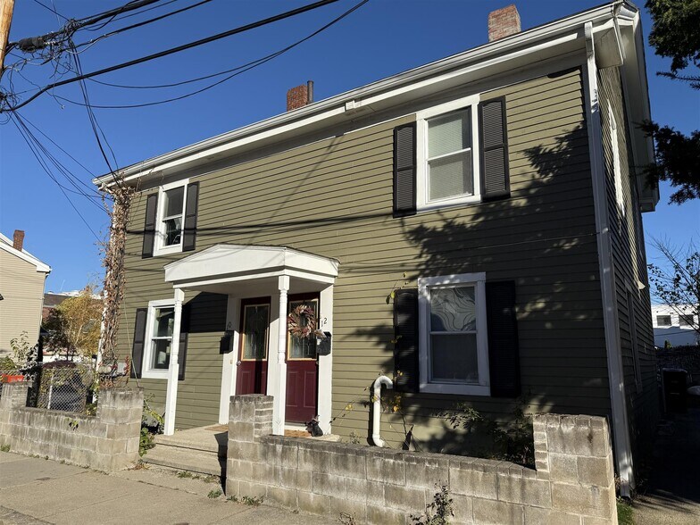 Primary Photo - 10 Allen St