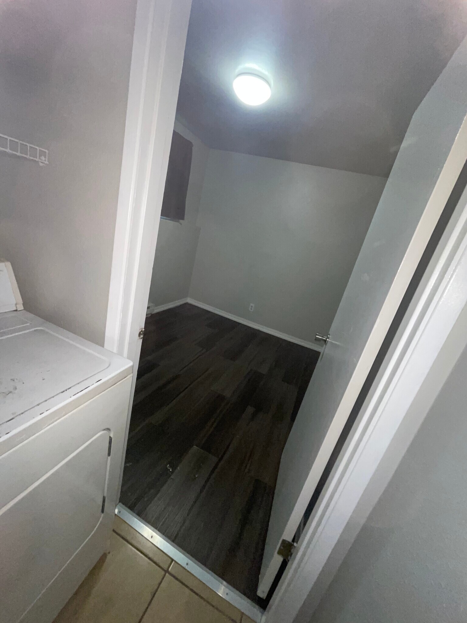 Building Photo - 5120 S Roxbury St