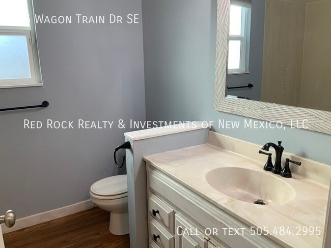Building Photo - 385 Wagon Train Dr SE