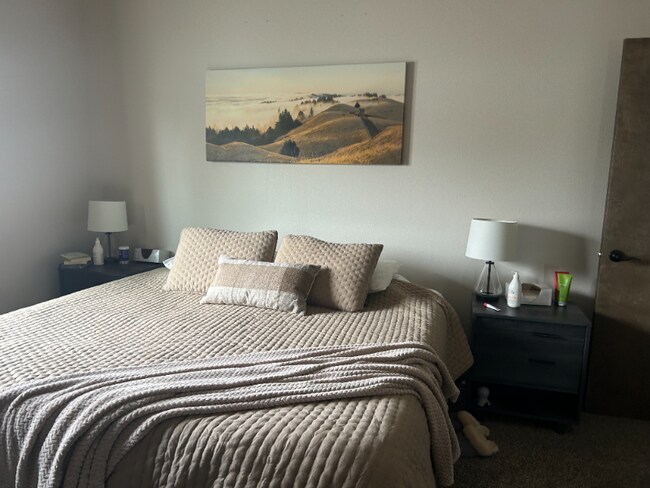 Building Photo - 4421 E Buckeye Ave