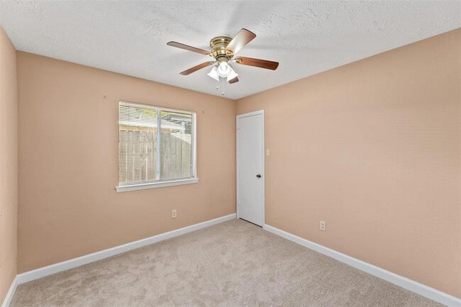 Building Photo - 2822 Wood Hollow Dr