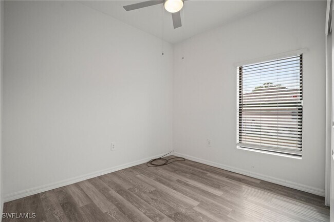 Building Photo - 4716 29th St SW