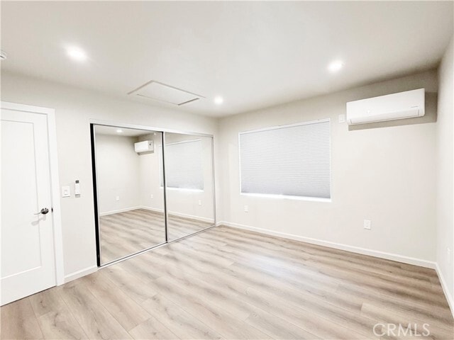 Building Photo - 401 W Erna Ave