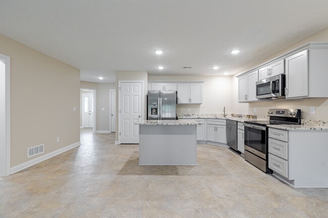 Building Photo - 305 Breckinridge Cir