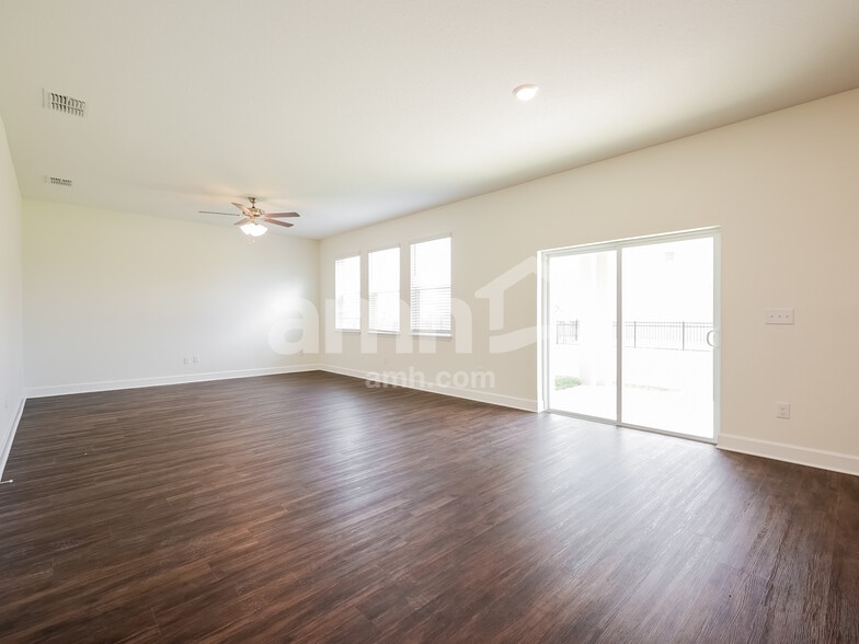 Building Photo - 3130 Artemisia Ln