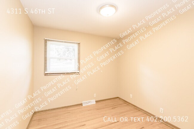 Building Photo - 4311 S 46th St