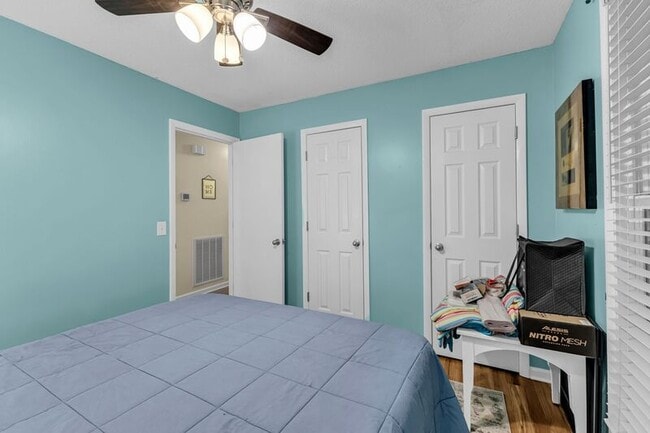 Building Photo - 921 Fitzpatrick Rd