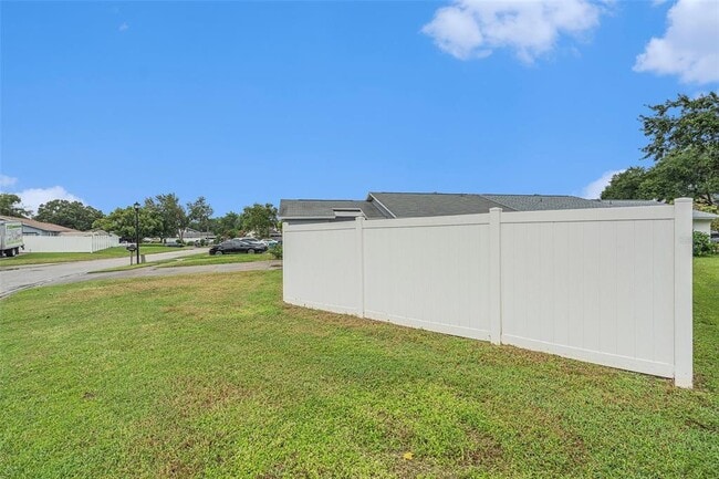 Building Photo - 10701 Crowngate Ln