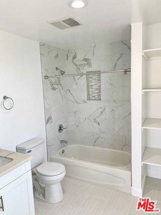 Building Photo - 11753 Iowa Ave