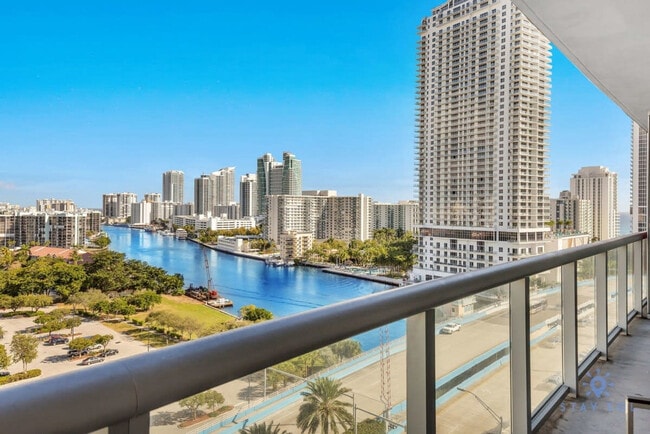 Building Photo - 1180 E Hallandale Beach Blvd