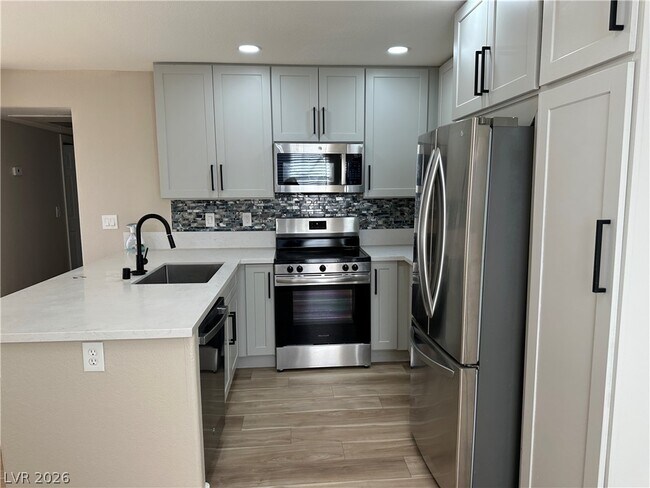 Building Photo - 2982 Juniper Hills Blvd