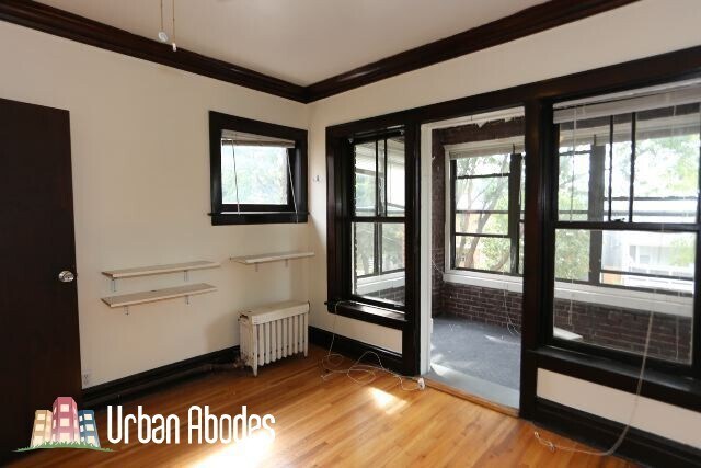 Building Photo - 3816 N Drake Ave