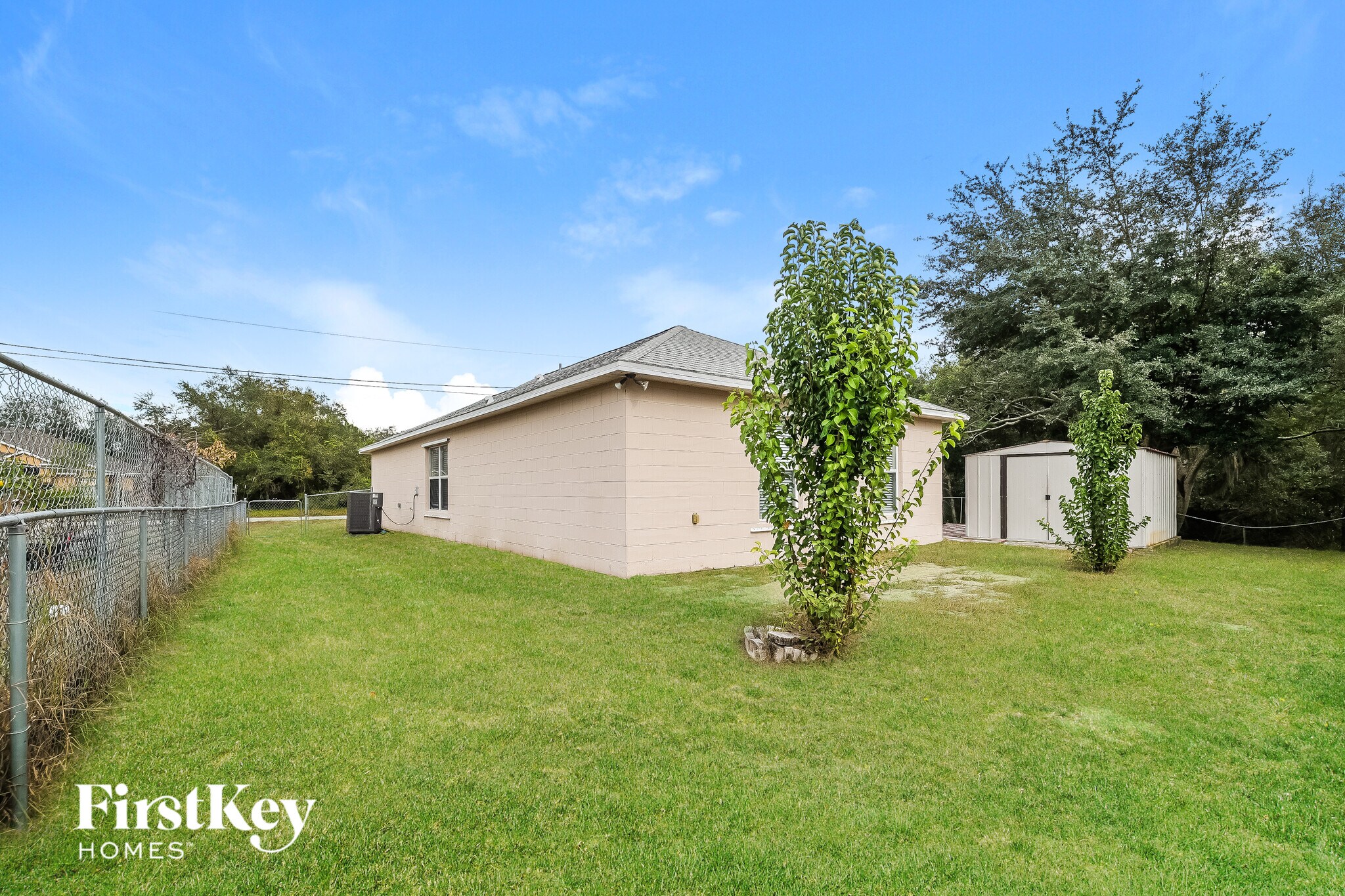 Building Photo - 408 Naples Ct