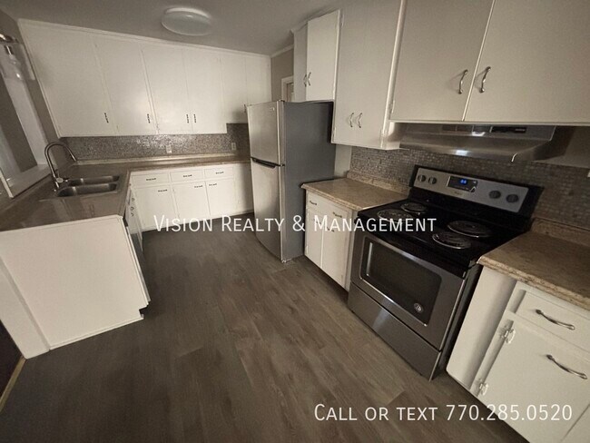 Building Photo - 3608 Sir Michael Dr