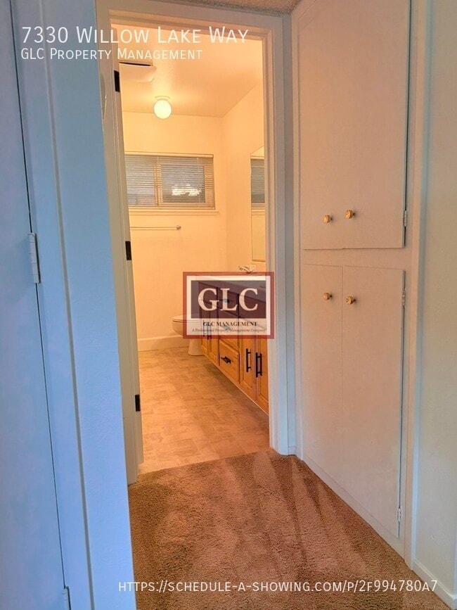 Building Photo - 7330 Willow Lake Way