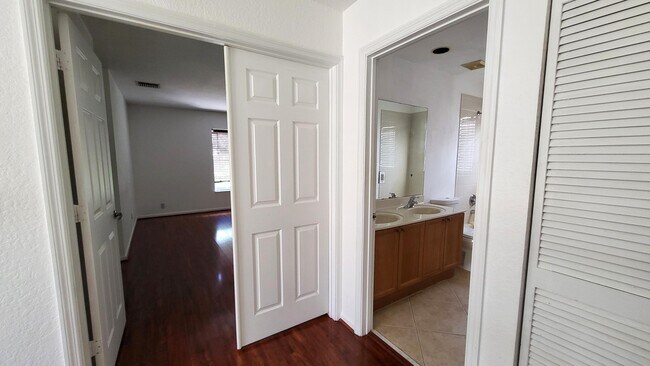 Building Photo - 4088 Lake Tahoe Cir