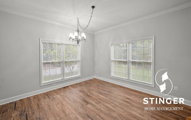 Building Photo - 1606 Columbia Ave