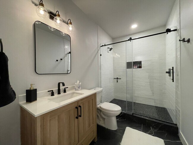 Building Photo - Live Lavishly in Harmony Ridge- Fully Furnished 5-Bedroom Dream Home with Backyard Oasis & Speake...