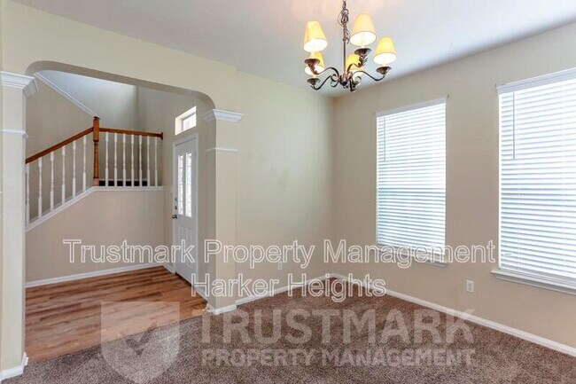 Building Photo - 212 Crowfoot Dr